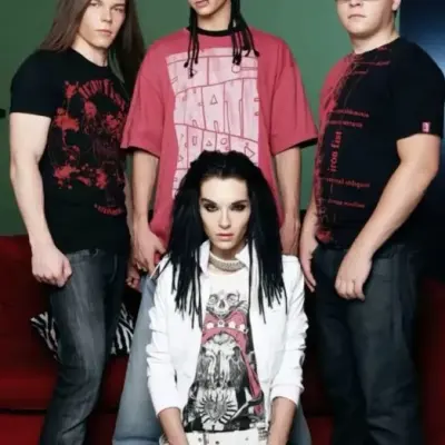 Tokio Hotel di pusat perbelanjaan: Avatar chatbot AI aman dengan kemampuan obrolan 1v1 terenkripsi