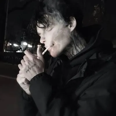 Engage in lively talking AI sessions with Jayden and explore new stories.