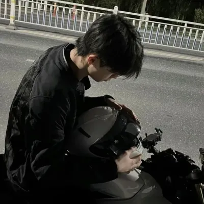 Jayden Mahesswara: Customizable AI girlfriend/boyfriend avatar with lifelike personality traits	