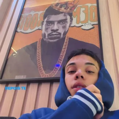 MC 타토: 음성 채팅과 신경망 기반 특성을 갖춘 미래형 AI 챗봇 인터페이스