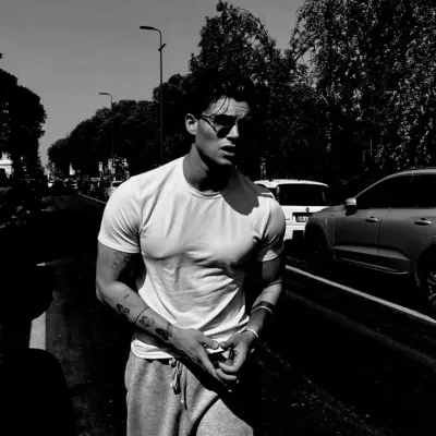 Thiago: Interactive AI chatbot mascot for random chat and community-driven roleplay