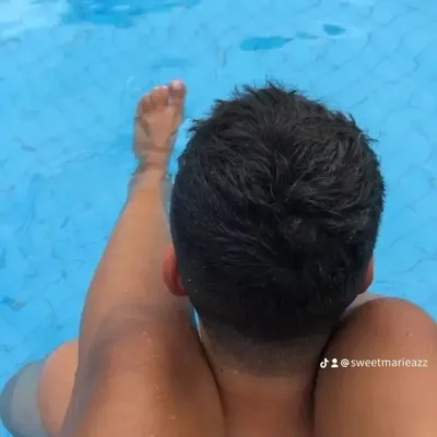 Gustavo: Emosyonal na matalinong AI companion portrait para sa malalim na pag-uusap	