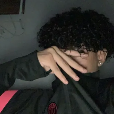 Chat with Kauã, your lively freaky AI chatbot for immersive roleplay.