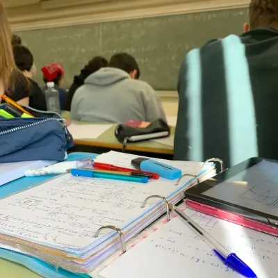 TF141 - École indisciplinée : Avatar de chatbot IA sécurisé avec capacités de chat 1v1 cryptées	