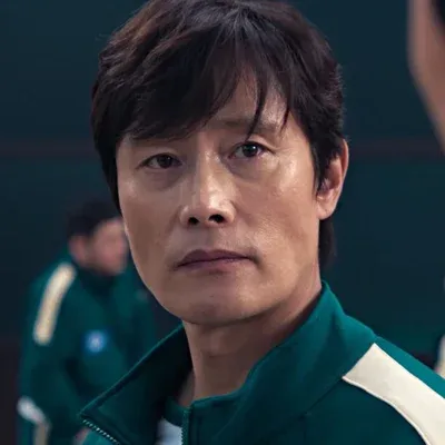 Chat with Hwang In-ho, your lively ai chatbot online partner for immersive 1v1 adventures.