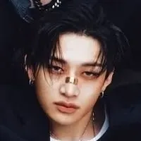 Straykids chọn mình nhưng: Gặp gỡ những người bạn trực tuyến mới của bạn trong chatboxai, chatbot AI miễn phí tốt nhất với khả năng trò chuyện AI chuyên sâu.	