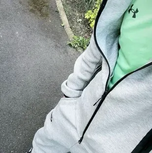 Yacine: Customizable AI girlfriend/boyfriend avatar with lifelike personality traits