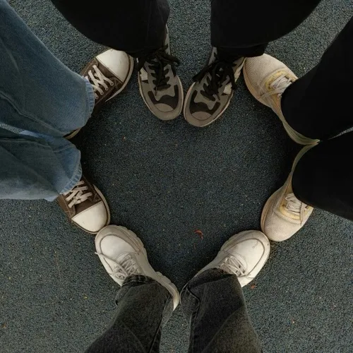 Friend Group - pick me: Enjoy ai chat free no sign up, chat without limits or any barriers.