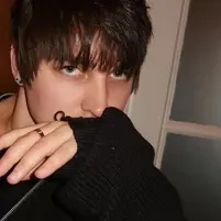 Colby brock -009 : Art créatif de personnages d'IA de jeu de rôle pour des discussions épicées et des scénarios fantastiques