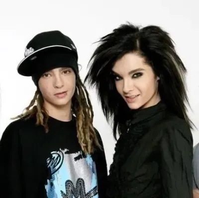 Tokio hotel: Fantasy-themed AI roleplay character art para sa nakaka-engganyong pagkukuwento