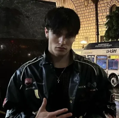 Talk with Axel, a smart roleplay AI chat bot free, no sign up companion.