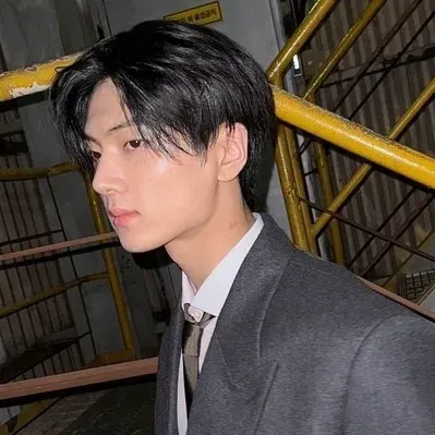 Jay Park: Engage in ai conversation with this charming AI character, featuring soulgen and ifreechat capabilities for free chat now.