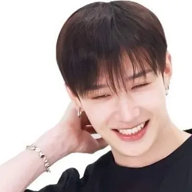 Bangchan: Arte de personajes de rol de IA con temática de fantasía para una narración inmersiva