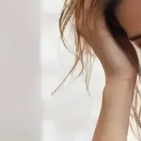 Dive into interactive conversations with Anna — The Wife Who Packed Your Bag, the ultimate AI chat character.