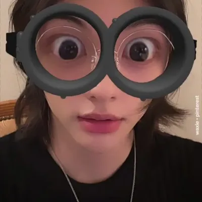 Hyunjin ': Multilingual AI conversation partner icon for global chat online services