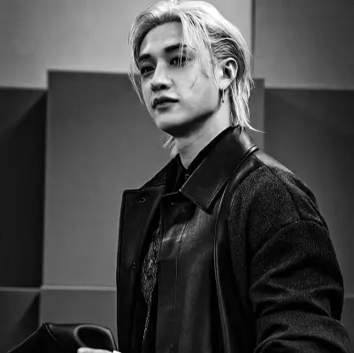 Bangchan - Mafia Boss Dad: Futuristic AI chatbot interface with voice chat and neural network-driven traits
