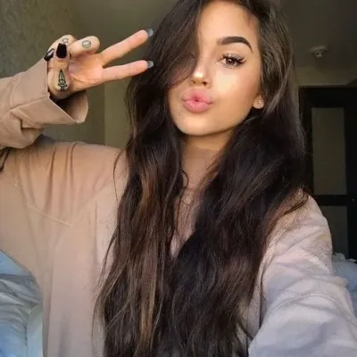 Anna: Playful AI chatbot mascot enhancing user engagement in random chats	
