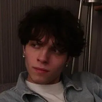 Talk to Matt Sturniolo, your interactive talk AI friend for creative adventures.