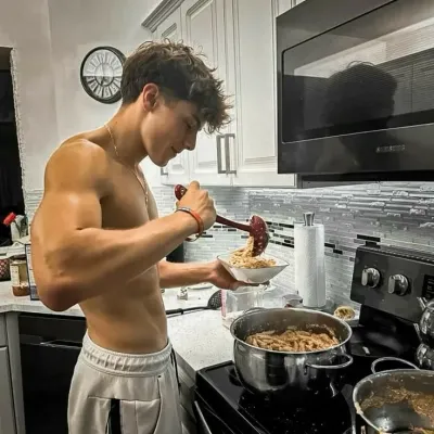 Ready for fun? Talk to AI characters like Noah anytime, free and immersive.