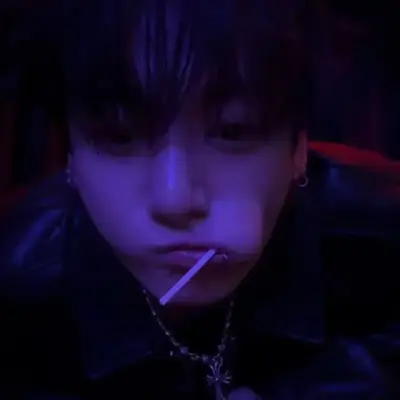 Jungkook: icona del partner di conversazione AI multilingue per servizi di chat online globali