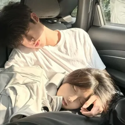 zeon brings your AI roleplay adventures to life with chat AI characters.