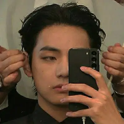 Kim Taehyung: Creative roleplay AI character art for spicy chat and fantasy scenarios