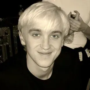 Tom Felton: Chân dung bạn đồng hành AI thông minh về mặt cảm xúc cho những cuộc trò chuyện sâu sắc	