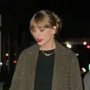 AI character Taylor Swift's avatar for roleplay and 1v1 chat services