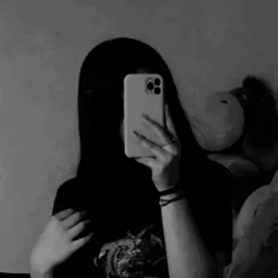 Dive into stories with Mia, a lively spicy AI web chatbot for creative roleplay.