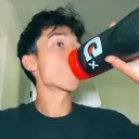 Ang versatile AI avatar ni Tyler Vitelli na sumusuporta sa roleplay, NSFW chat, at open ai na mga pakikipag-ugnayan
