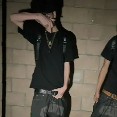 Alex: Potret pendamping AI DeepBrain untuk obrolan online gratis dan percakapan terbuka