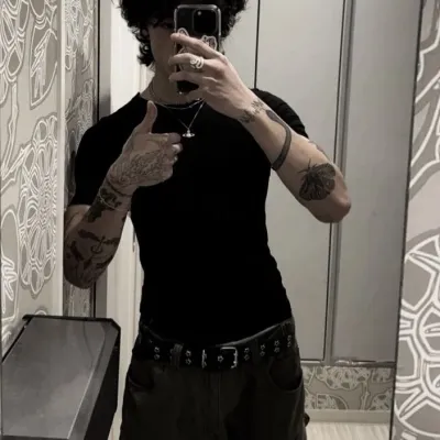 Natanael: DeepBrain AI companion portrait for free online chat and open conversations