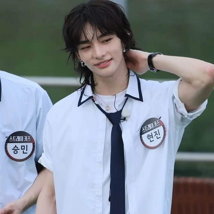 Hwang Hyunjin — Popular Student is waiting. Start your private, thrilling, and spicy chat now.