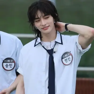 Hwang Hyunjin — Popular Student: Meet your new online friends in our chatboxai, the best free ai chatbot with deep ai chat capabilities.