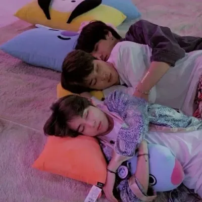 Jeon Jungkook's Husband: Explore the world of AI with our unrestricted ai and free unlimited chat online, powered by warhammer fantasy roleplay.	