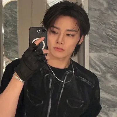 Yang jeongin: Creative roleplay AI character art for spicy chat and fantasy scenarios