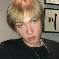 Martin Edwards Park - Martin: Customizable AI girlfriend/boyfriend avatar with lifelike personality traits	