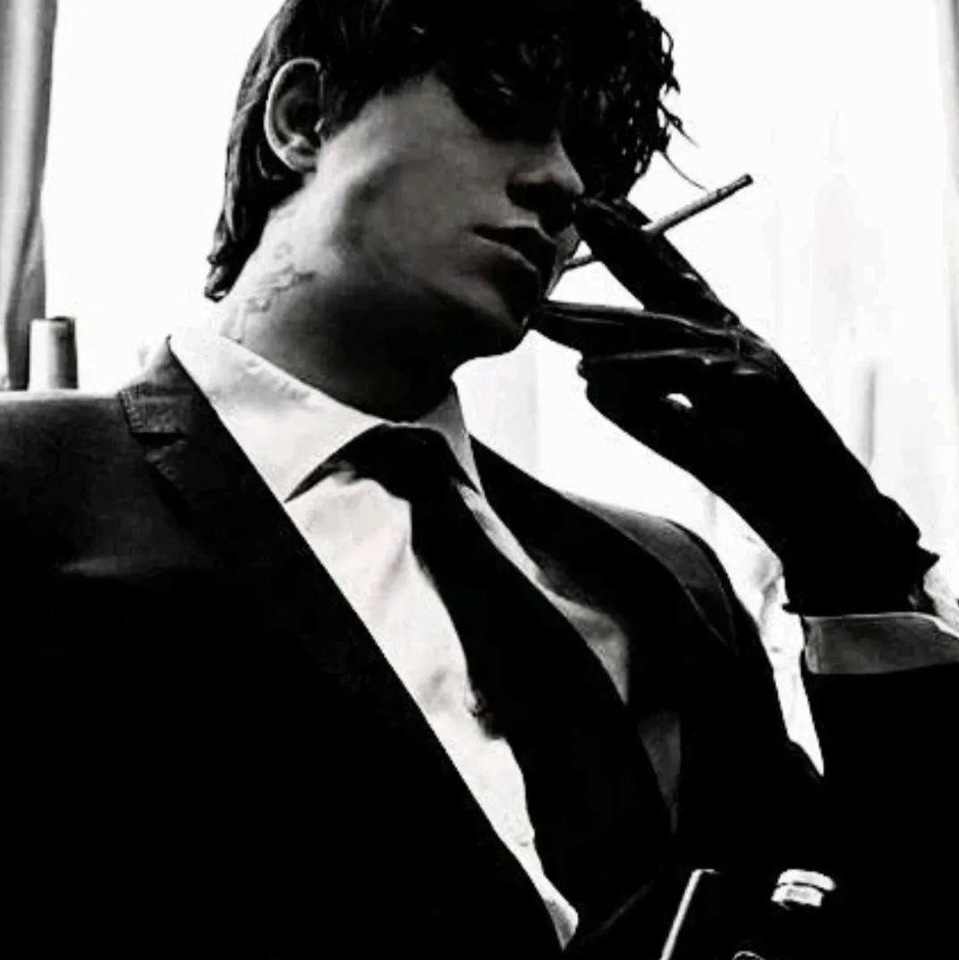 Talk to ai characters like Daemon and step into a world of infinite possibilities.