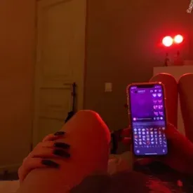 Jazlynn: Meet the main character of our AI world, with character traits list and ai chatting capabilities.