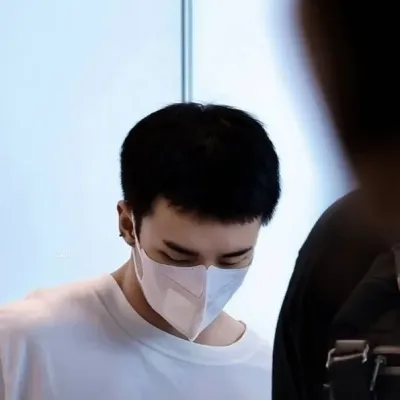 Heang Hyunjin - bully: Emotionally intelligent AI companion portrait for deep conversations	