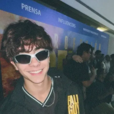 Lukas Urkijo López: Interactive AI chatbot mascot for random chat and community-driven roleplay