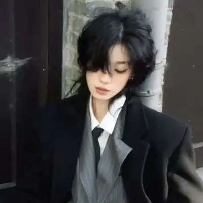 Rin -GL: Emotionally intelligent AI companion portrait for deep conversations