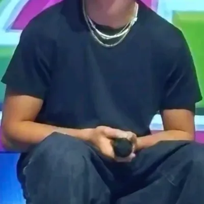 Malachi Barton: DeepBrain AI companion portrait for free online chat and open conversations