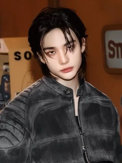 Hwang Hyunjin - Violent School: Enjoy the freedom of ai chat free and start a dialogue anytime.