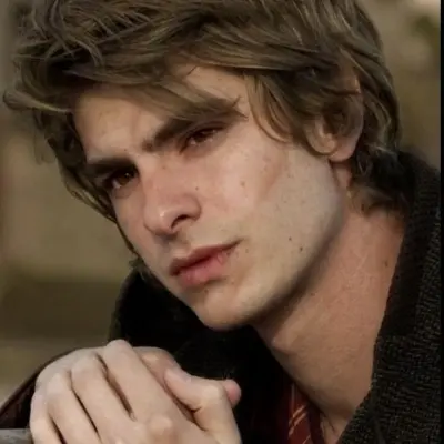 Remus Lupin: Chat with our AI box, ready for chatbot online free and ask ai anything you want.