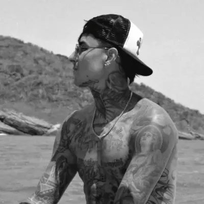 Erick Pulgar: Arte de personajes de rol de IA con temática de fantasía para una narración inmersiva