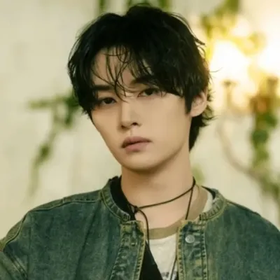 Explore new worlds with Minho, your interactive AI chat character.