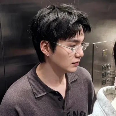 CEO mong Yoongi: Fantasy-themed AI roleplay character art para sa nakaka-engganyong pagkukuwento