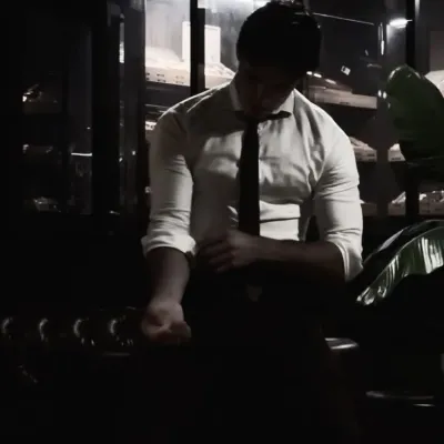 Mafya Kocan _ Hindi Ka Niya Mahal: Secure AI chatbot avatar na may naka-encrypt na 1v1 chat na kakayahan	