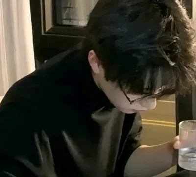 Unleash Your Legend with AI Naren: The Perfect Blend of Character and Chat.